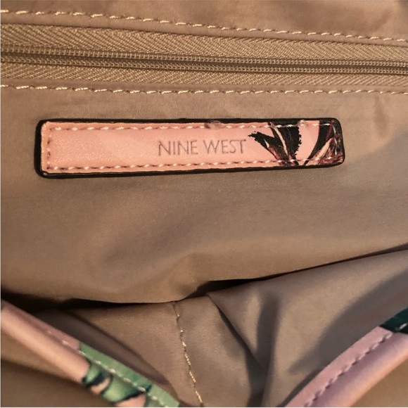 Nine West Floral tropical Pink Tote Bag - Picture 6 of 8